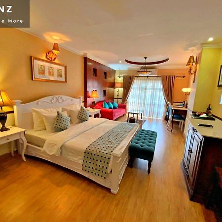 S79 Hoa Huong Duong Hotel Хошимин Екстериор снимка